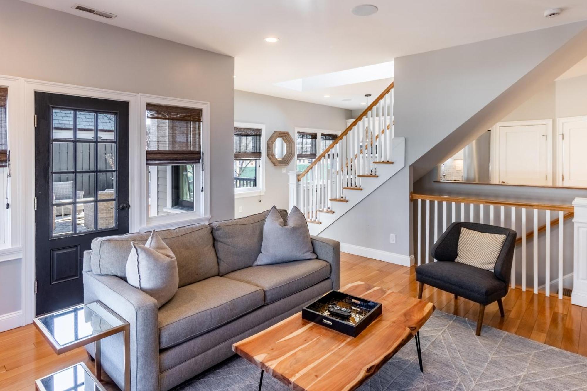 הוילה The Newport Lofts - 595 Thames Street מראה חיצוני תמונה