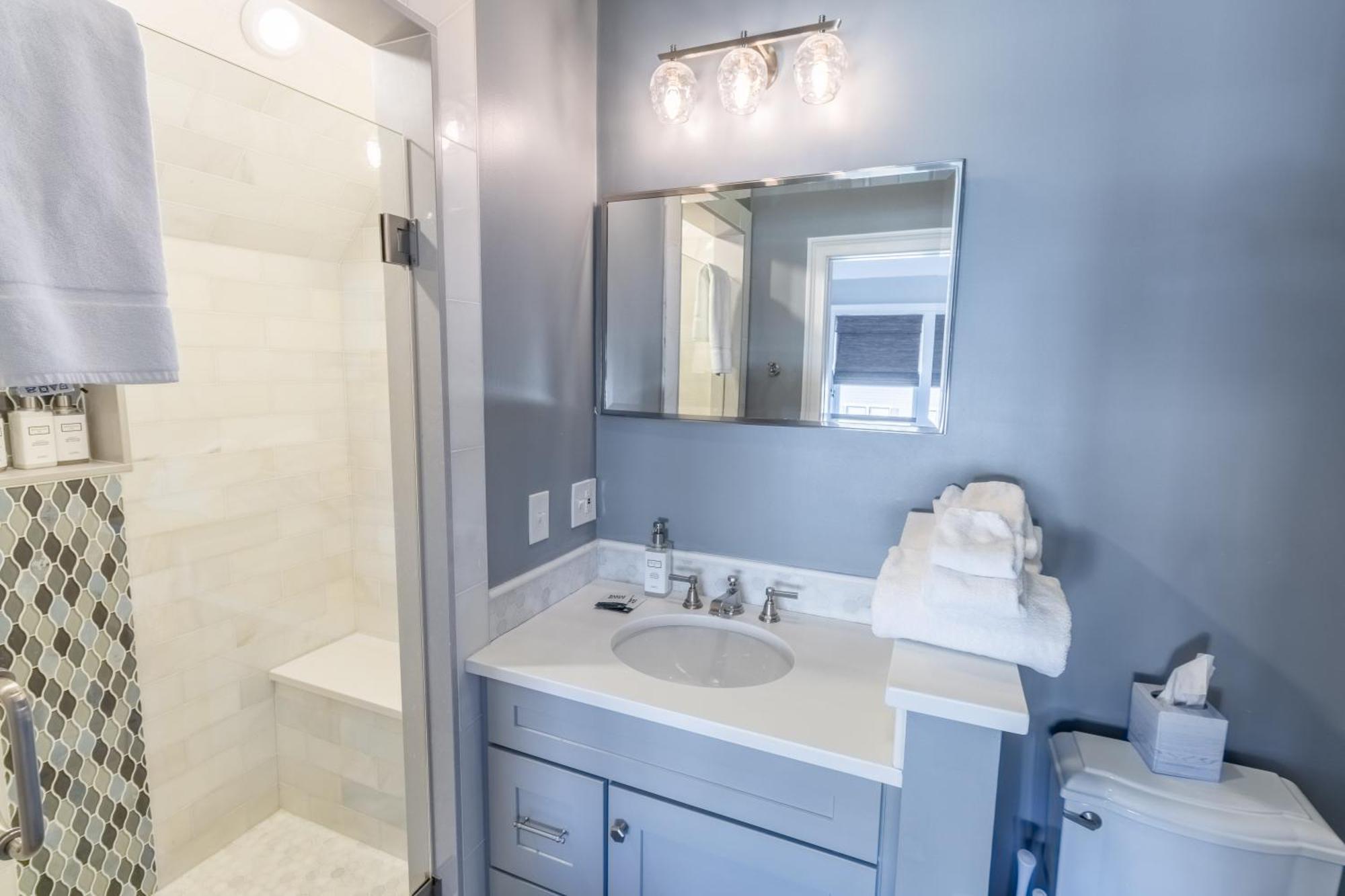 הוילה The Newport Lofts - 595 Thames Street מראה חיצוני תמונה
